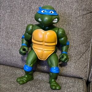 Teenage Mutant Ninja Turtles LEONARDO 1989 Giant Size 13” Action Figure